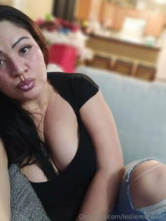 lesliemonet21 Nude Leaks Photo 3