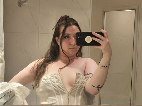 lestaraof Nude Leaks Photo 5