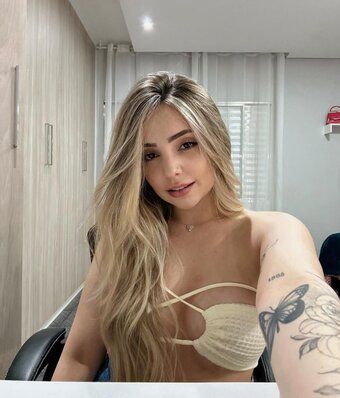 Letícia De Labareira