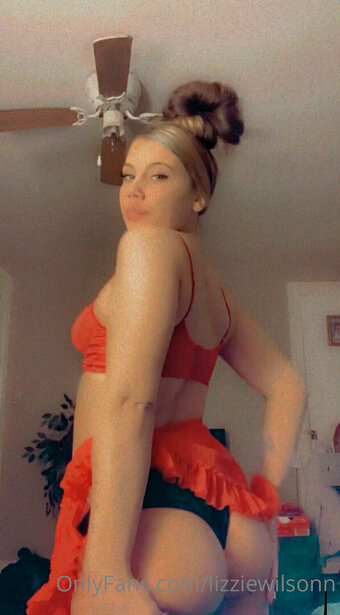 letsgetnastybae Nude Leaks Photo 10