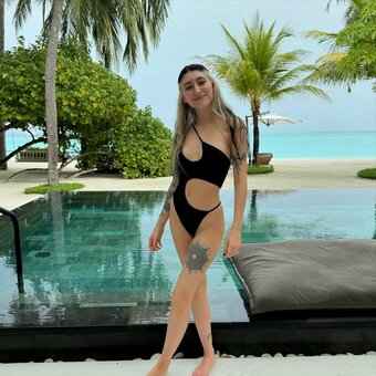 Level Up / levelupdub Nude Leaks Photo 2