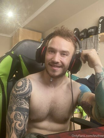 levifree Nude Leaks Photo 14