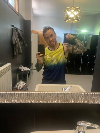 levifree Nude Leaks Photo 24