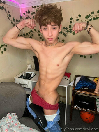 levilane Nude Leaks Photo 18