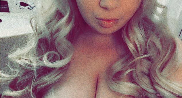 levilovelace Nude Leaks Photo 19