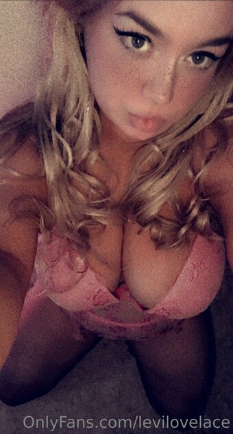 levilovelace Nude Leaks Photo 21