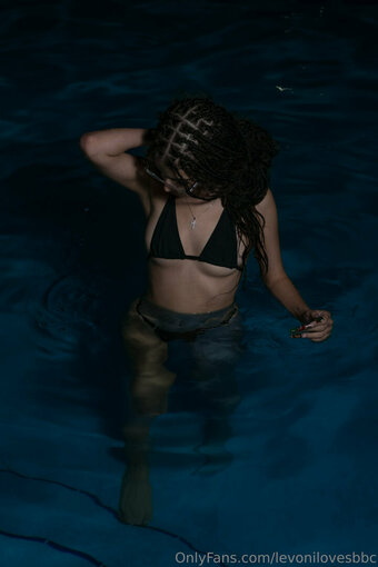 levonilovesbbc Nude Leaks Photo 14