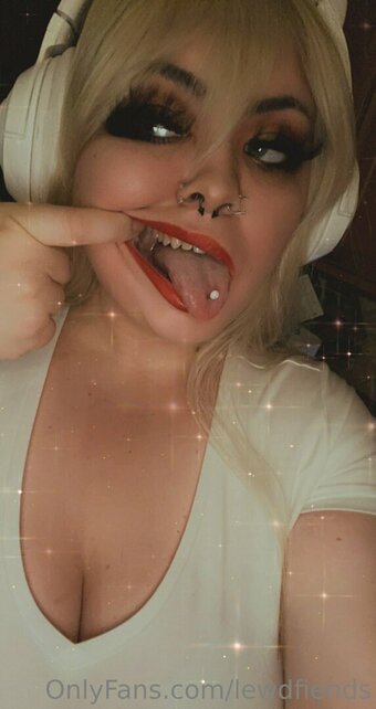 Lewdfiends Nude Leaks OnlyFans Photo 4