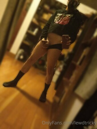 lewdtricky Nude Leaks Photo 16