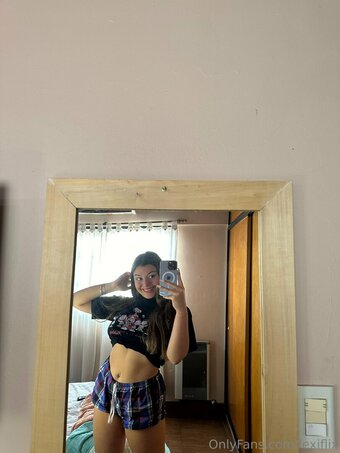 Lexi_Thinks / lexiflix Nude Leaks OnlyFans Photo 14