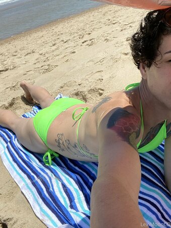 leximoonts Nude Leaks Photo 10