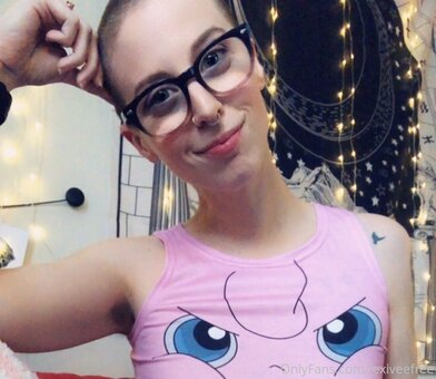 lexiveefree Nude Leaks Photo 23