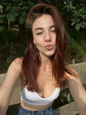 liana_elys liana_elys