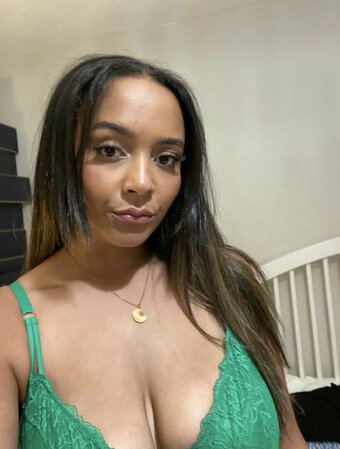 Libbyellie Libbyellie