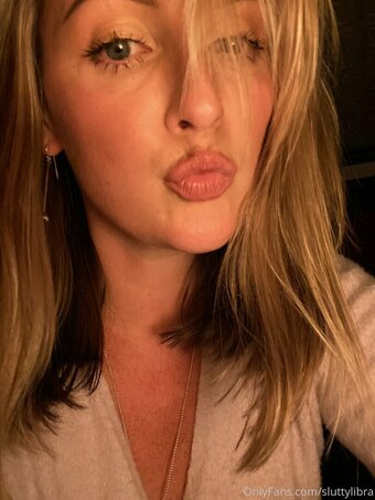 Libra / libra_vip / sluttylibravip / sluttylibraxxx Nude Leaks OnlyFans Photo 1