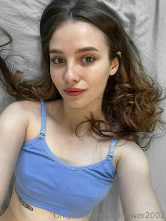 liliflower2002 Nude Leaks Photo 10