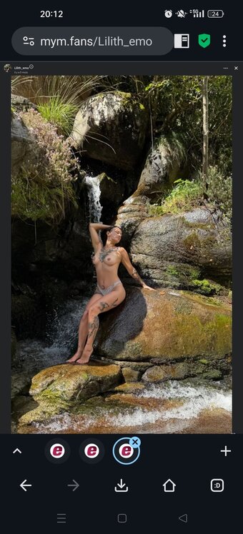 Lilith_emo / https: Nude Leaks Photo 8