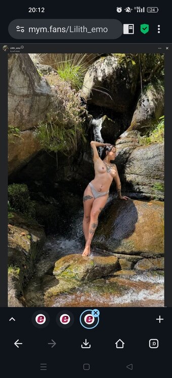 Lilith_emo / https: Nude Leaks Photo 12