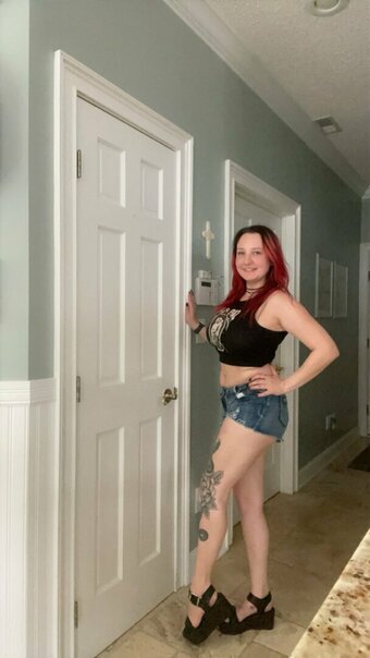 lilithghost_ / Glorianna Burke / LillithGhost / https: / little_lilith1998 Nude Leaks Photo 3