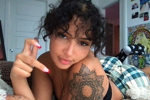 Lilivalency Nude Leaks Photo 4