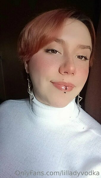 lilladyraspberry Nude Leaks Photo 1