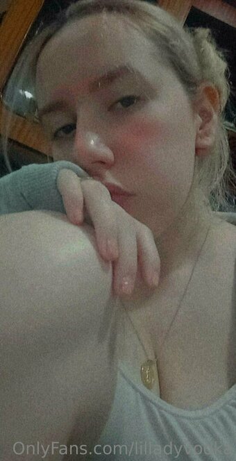 lilladyraspberry Nude Leaks Photo 6