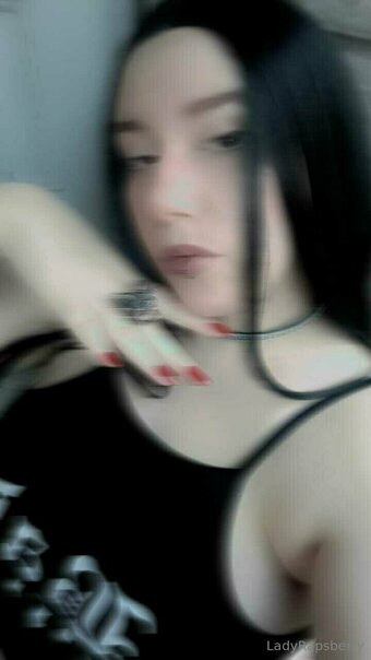 lilladyraspberry Nude Leaks Photo 16