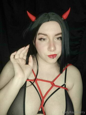 lilladyraspberry Nude Leaks Photo 19