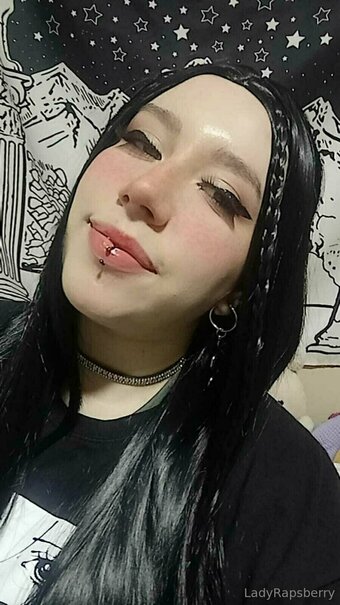 lilladyraspberry Nude Leaks Photo 25