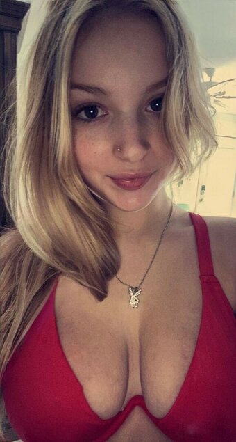 Lilli Applegate / lilliapplegate Nude Leaks Photo 9