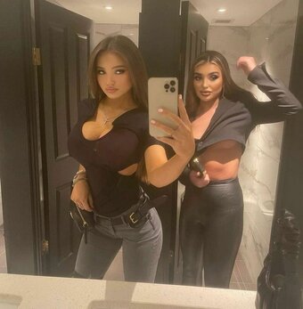 Lilli C / lilli.c.schweiger / lilyxcrz Nude Leaks OnlyFans Photo 26