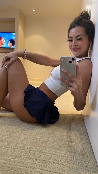 Lilliandelaney Nude Leaks Photo 8