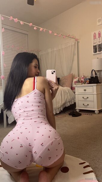 Lilliandelaney Nude Leaks Photo 25