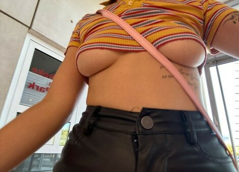 LillyPornokatze Nude Leaks Photo 11