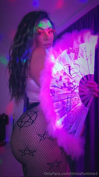 lilmizzfuntime2 Nude Leaks Photo 28