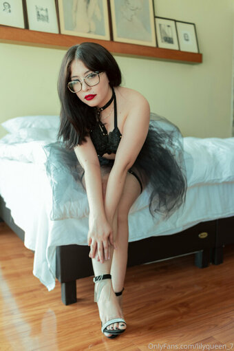 Lily Queen Lily Queen