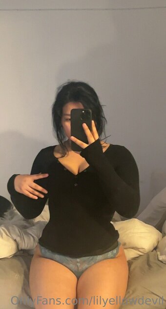 Lilyellowdevil Nude Leaks OnlyFans Photo 21