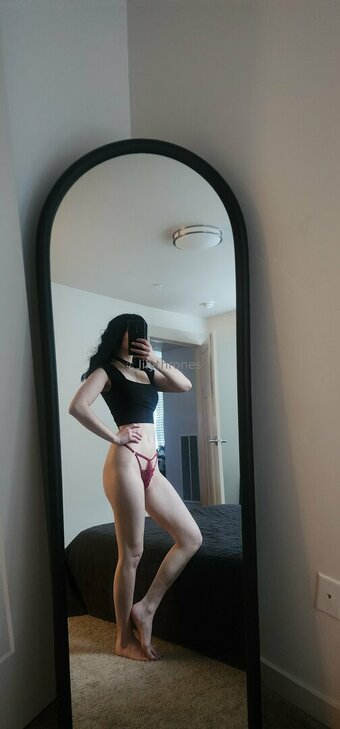 lilythrones Nude Leaks Photo 4