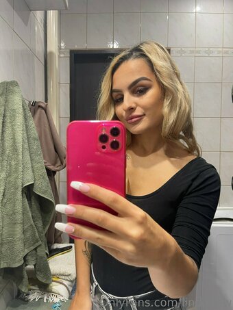 lindanew Nude Leaks Photo 2