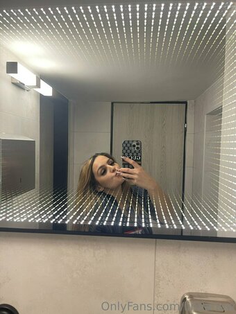 lindanew Nude Leaks Photo 8