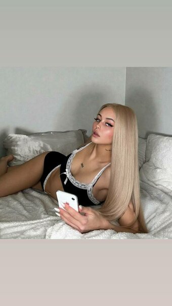 Linuschca / https: / linuschka Nude Leaks OnlyFans Photo 6