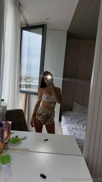 lisabecker Nude Leaks Photo 16