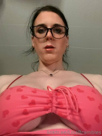 lisabrambles Nude Leaks Photo 18
