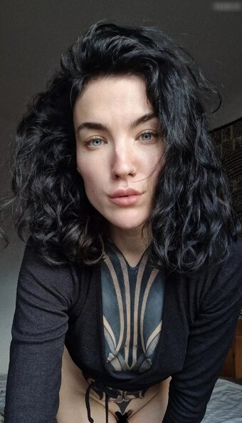 Lisbeth Mueller / Lisbethmueller / darkest.lilith / darkestlilith1 Nude Leaks OnlyFans Photo 29