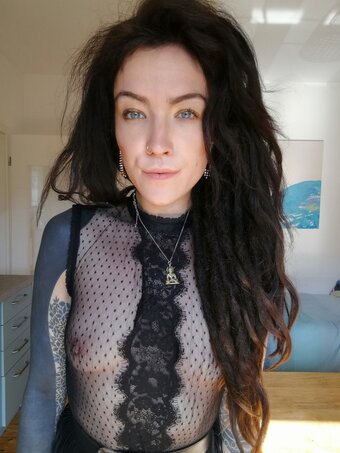 Lisbethmueller / lisbeth.deux Nude Leaks Photo 8