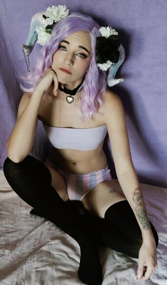 littlestfox Nude Leaks Photo 16
