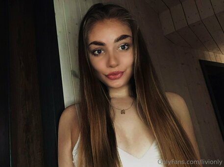 livionly Nude Leaks Photo 25