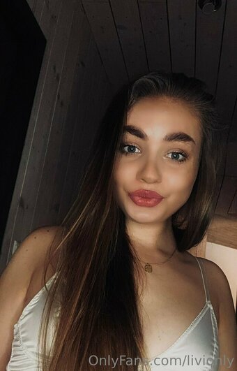 livionly Nude Leaks Photo 29
