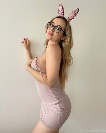 Lizeffe Nude Leaks OnlyFans Photo 26