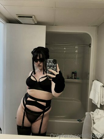 Lizzdoll Nude Leaks OnlyFans Photo 19